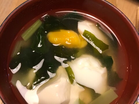 朝ごはんに。崩し豆腐のスープ